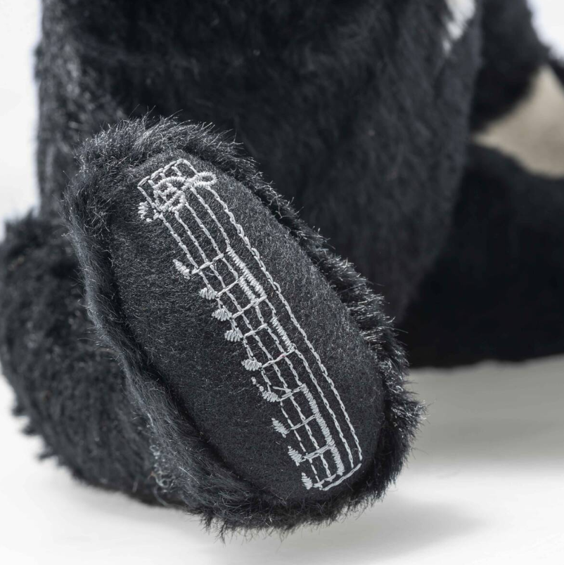 Steiff 007613 James Bond Dr No – Musical Mohair Jointed Bear LE