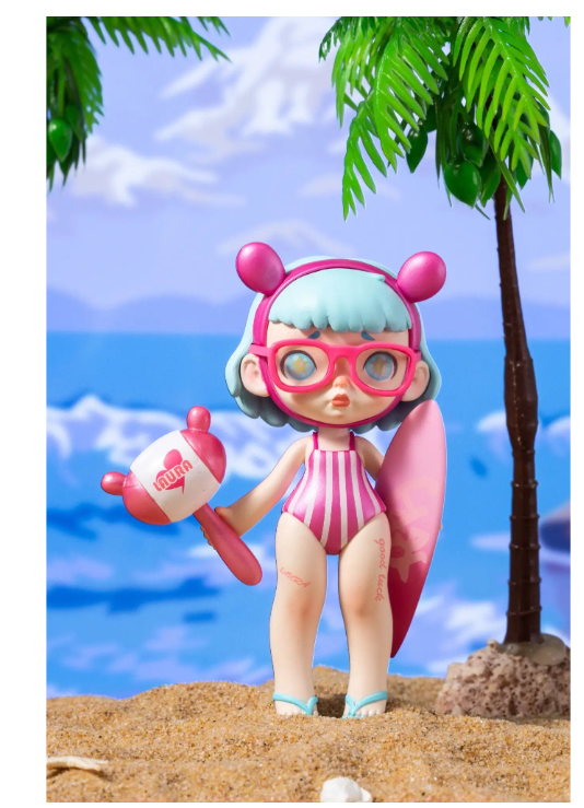 Laura Pool Fight Blind Box Vinyl Figure