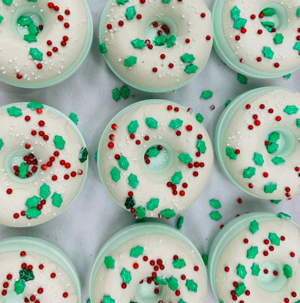 Christmas Wreath Bath Bomb