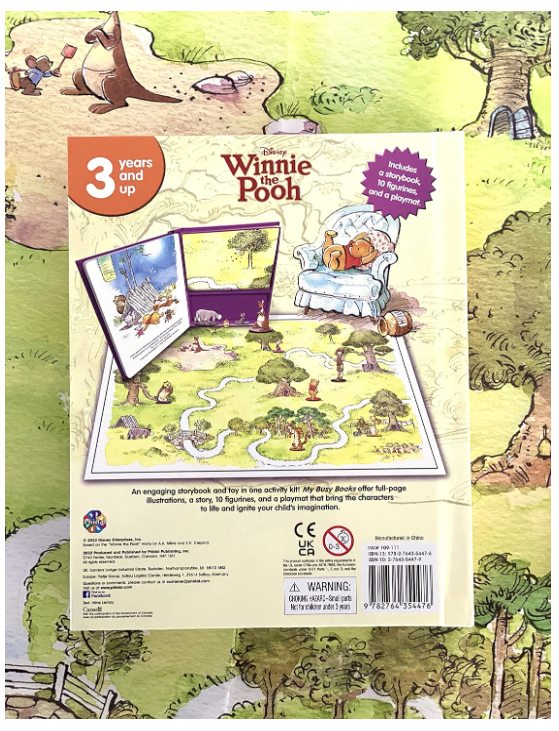 Disney Winnie the Pooh Classic My Busy Books - 10 Figurines and a Playmat